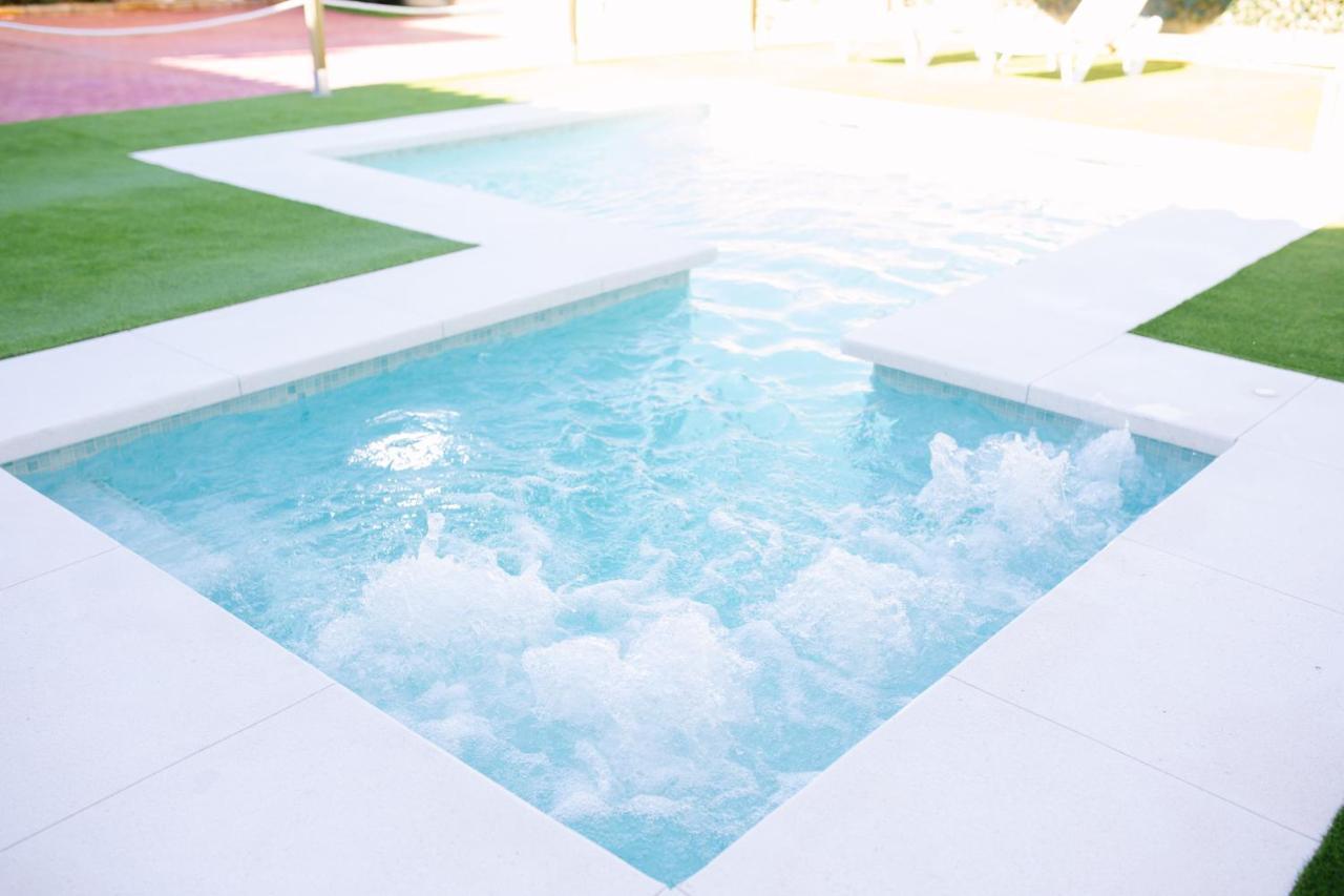 Casa Luxury "El Olivo De Cordoba" Con Jacuzzi Y Parking Privado Guest House Exterior photo